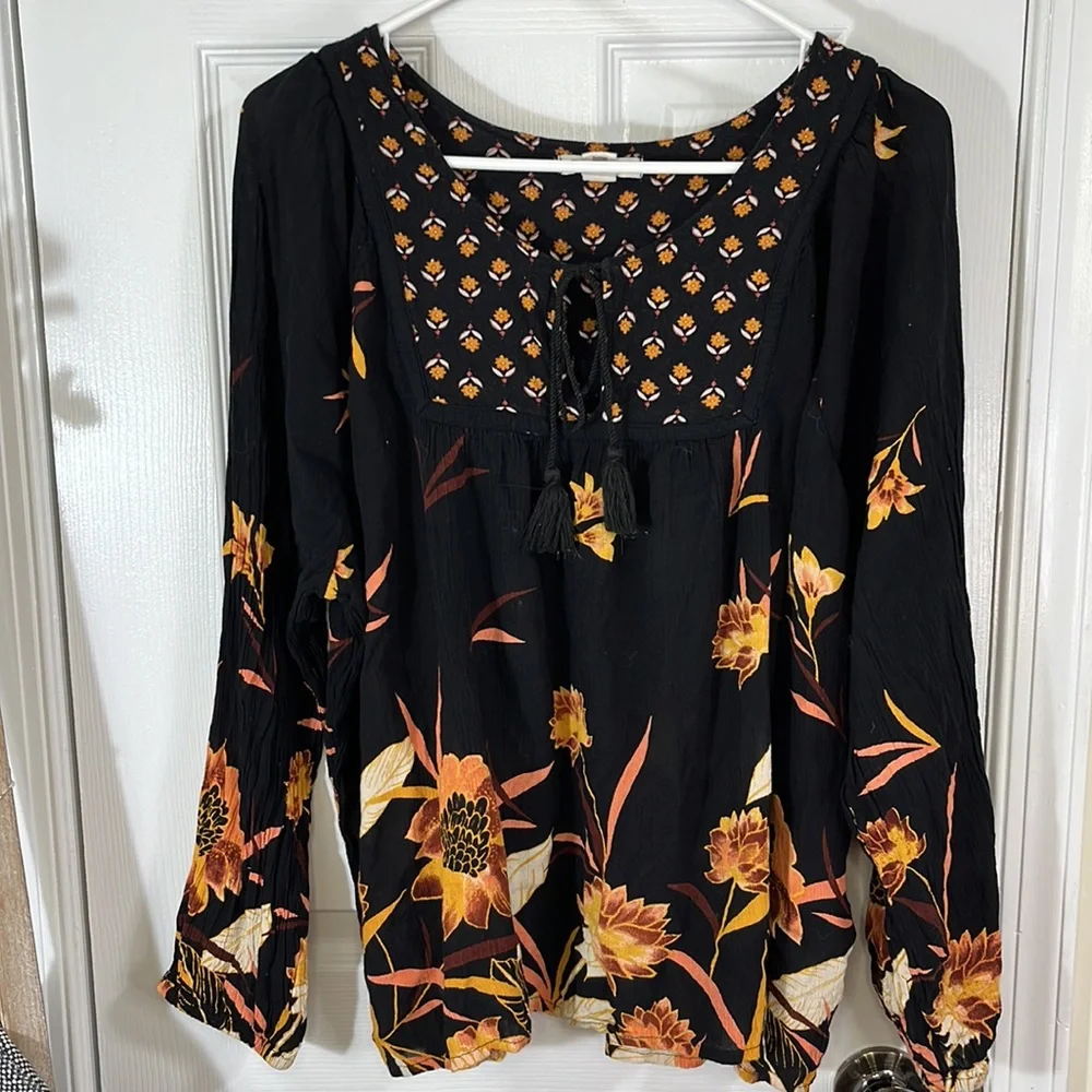 Billabong Ella Bella Peasant Silhouette Blouse